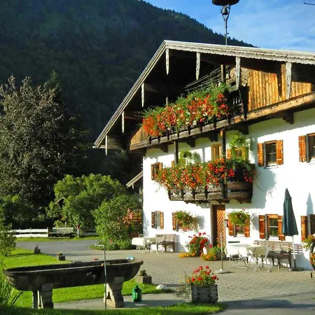 Bergerhof Apartment Sachrang